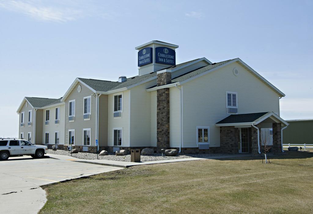 Cobblestone Inn & Suites - Langdon Eksteriør bilde