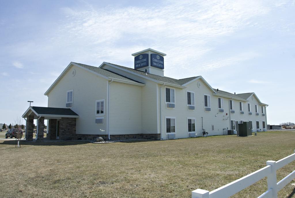 Cobblestone Inn & Suites - Langdon Eksteriør bilde