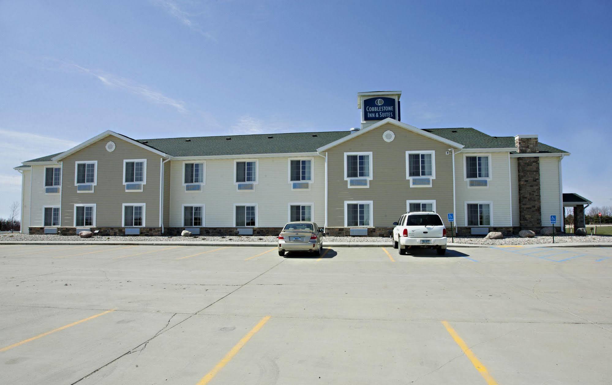 Cobblestone Inn & Suites - Langdon Eksteriør bilde